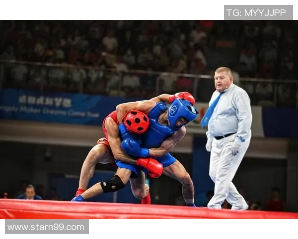 聚焦激烈竞技场面全景呈现多元体育赛事巅峰激情瞬间精彩纷呈现中